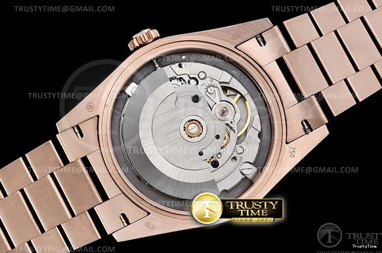 0123 RDD0219E – DayDate 36mm RelaxedFit 695